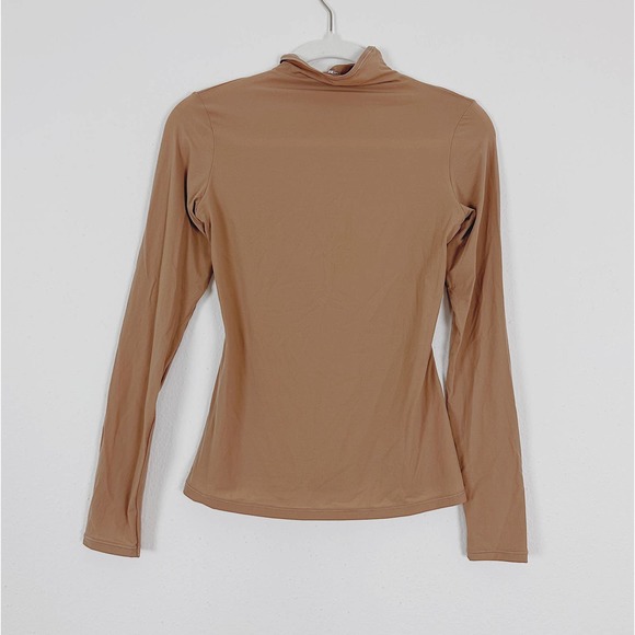NEW SKIMS Fits Everybody Turtleneck Top Sienna Size Medium - Picture 4 of 6